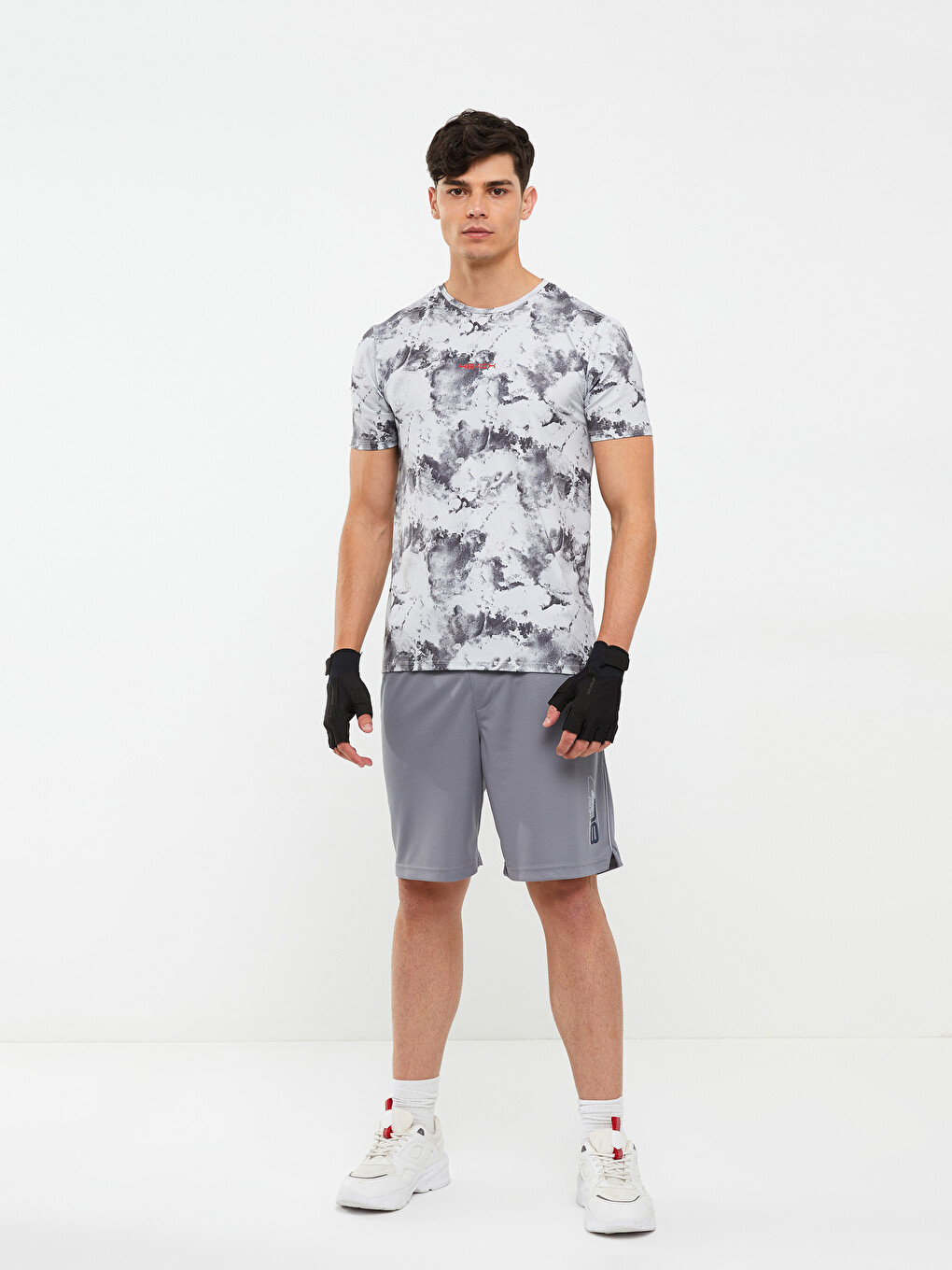 Crew Neck Short Sleeve Patterned Men's Sports T-Shirt-1