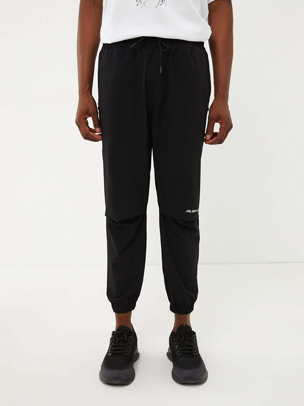 Siyah Standart Kalıp Erkek Jogger Eşofman Altı-2