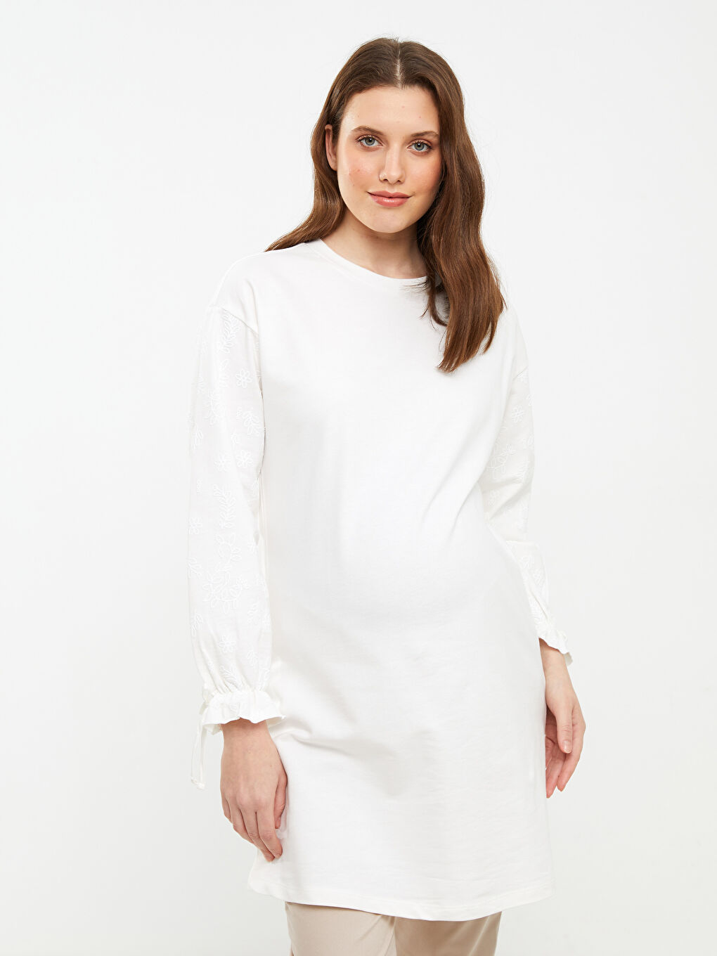 Ekru Bisiklet Yaka Nakışlı Uzun Kollu Hamile Sweatshirt Tunik