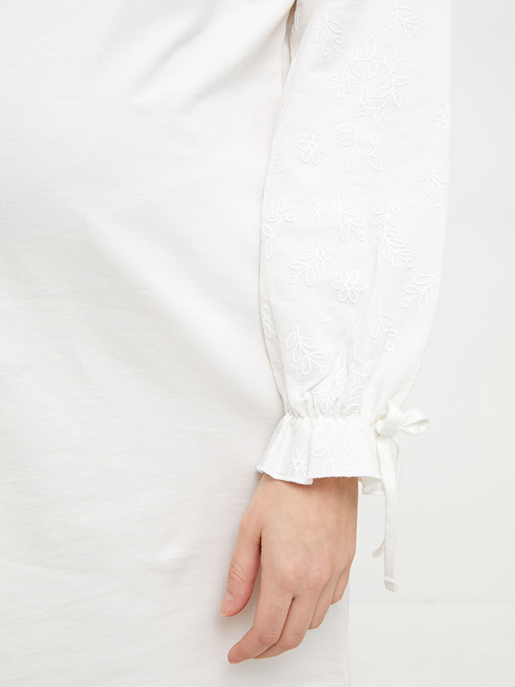 Ekru Bisiklet Yaka Nakışlı Uzun Kollu Hamile Sweatshirt Tunik-3