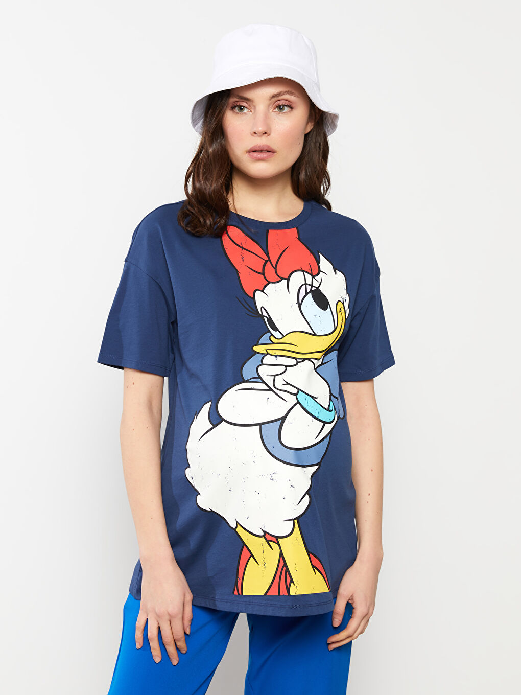 İndigo Bisiklet Yaka Daisy Duck Baskılı Kısa Kollu Pamuklu Hamile Tişört-1