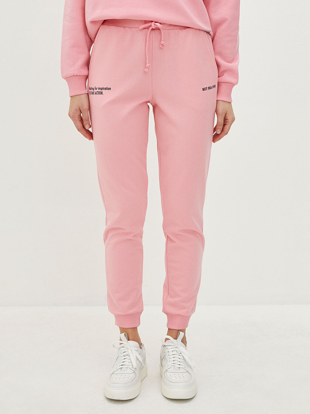 Әйелдерге арналған серпімді белдік әріп принтті қалтасы бар спорттық шалбар-2