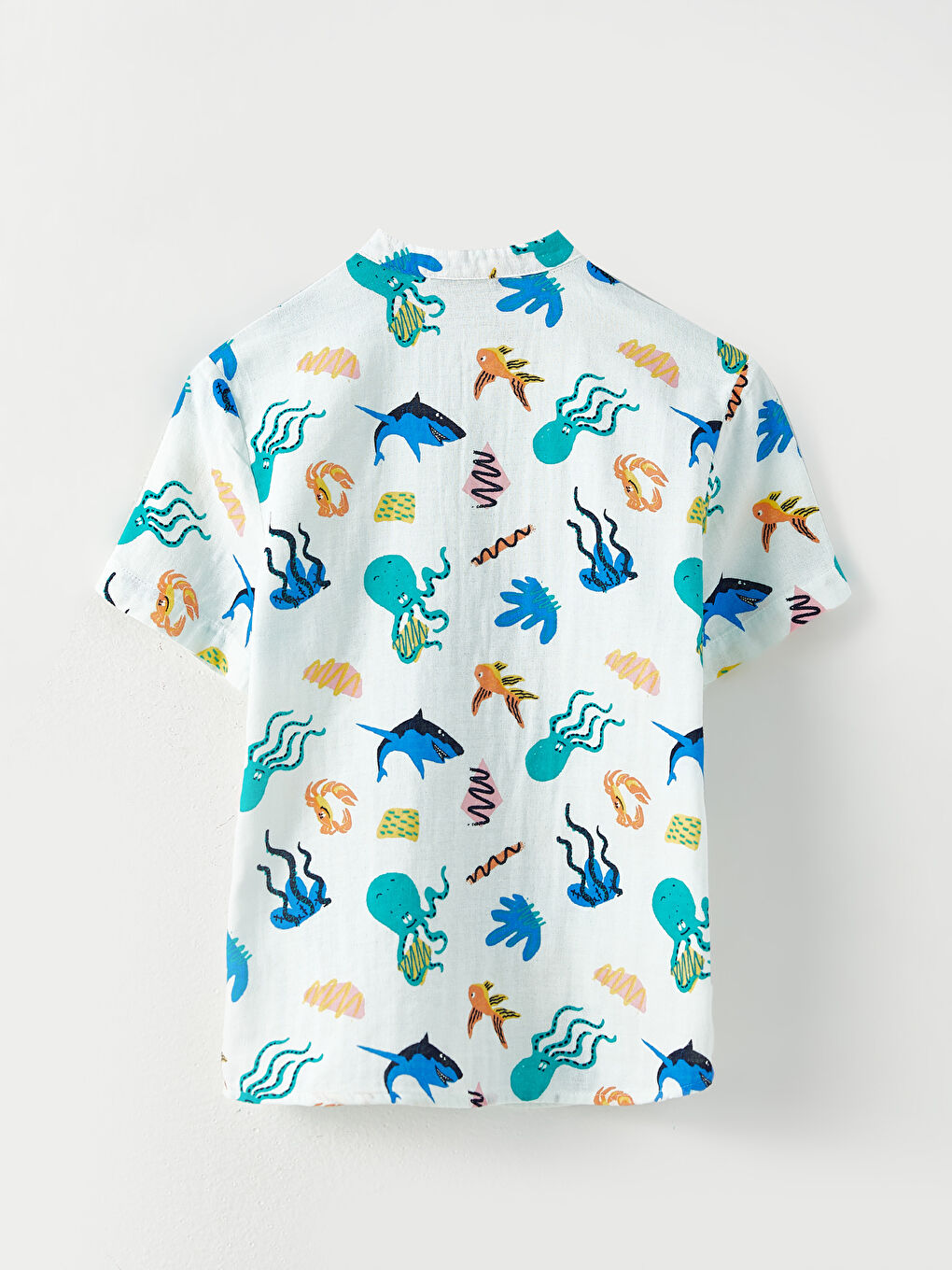 قميص للأولاد بياقة الجد كم قصير منقوش-1