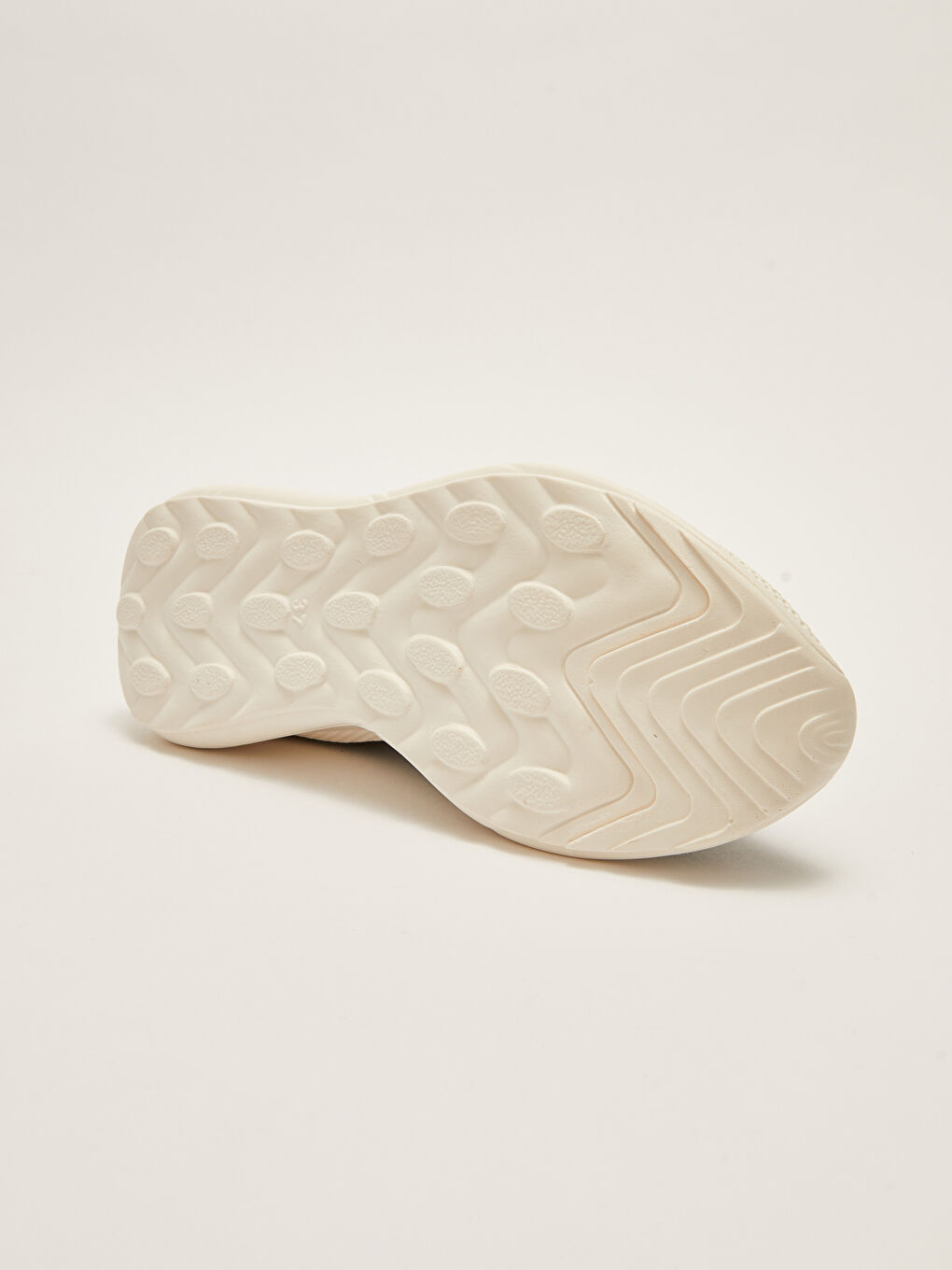 Siyah File Detaylı Kalın Tabanlı Kadın Aktif Spor Ayakkabı-3