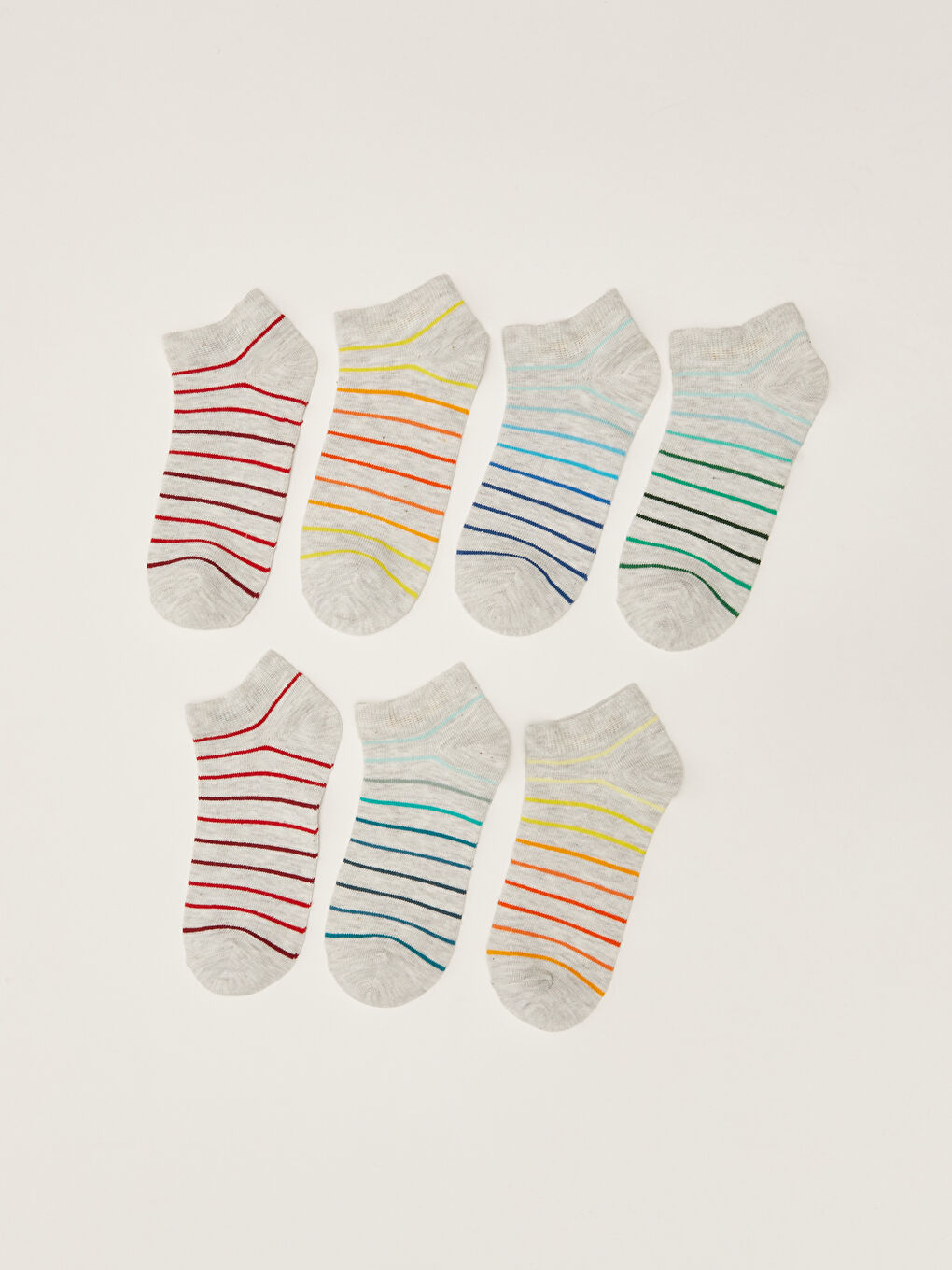 جوارب رياضية مُخَطَّطة للأولاد عبوة من 7 قطع-1