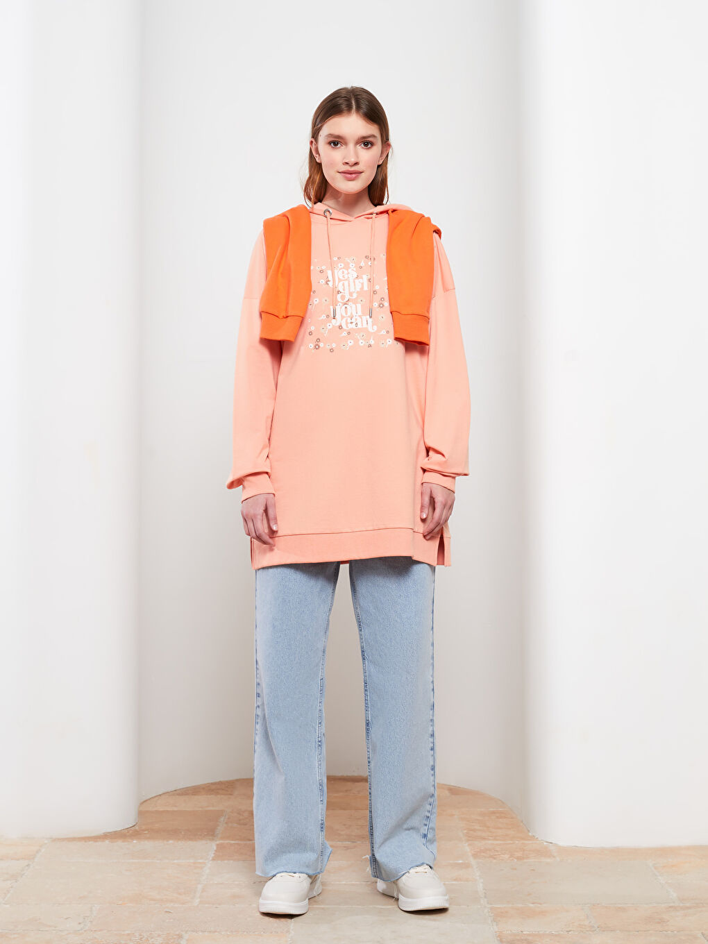 Turuncu Kapüşonlu Baskılı Uzun Kollu Kadın Sweatshirt Tunik