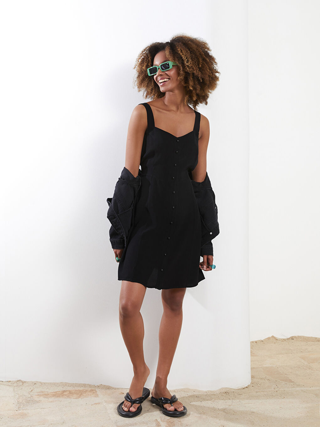 Robe en Viscose à Encolure Cœur et Bretelles Droites pour Femmes-1