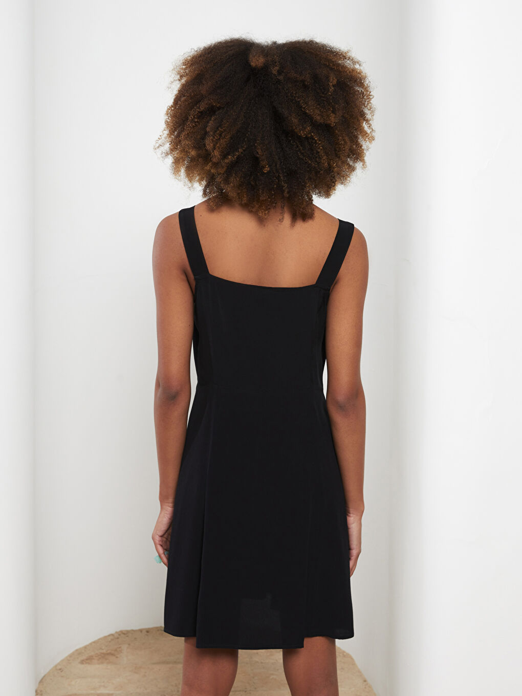 Robe en Viscose à Encolure Cœur et Bretelles Droites pour Femmes-4