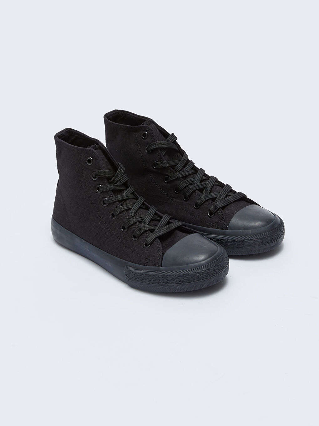 Siyah Bağcıklı Erkek Bilek Boy Spor Ayakkabı