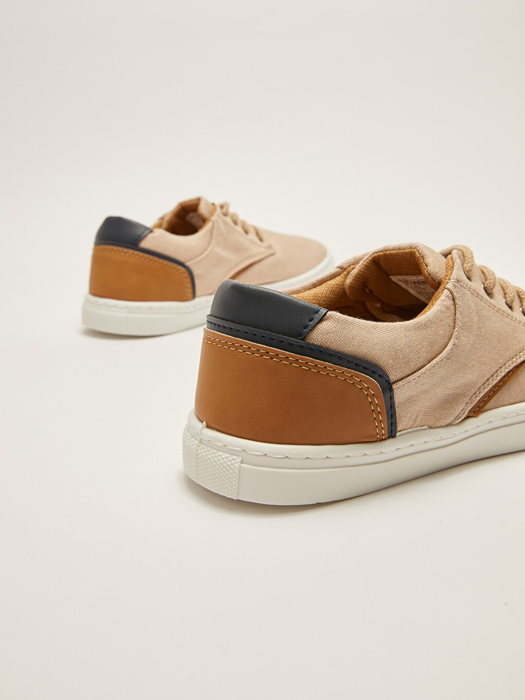 Lace-up Men's Sneakers-3