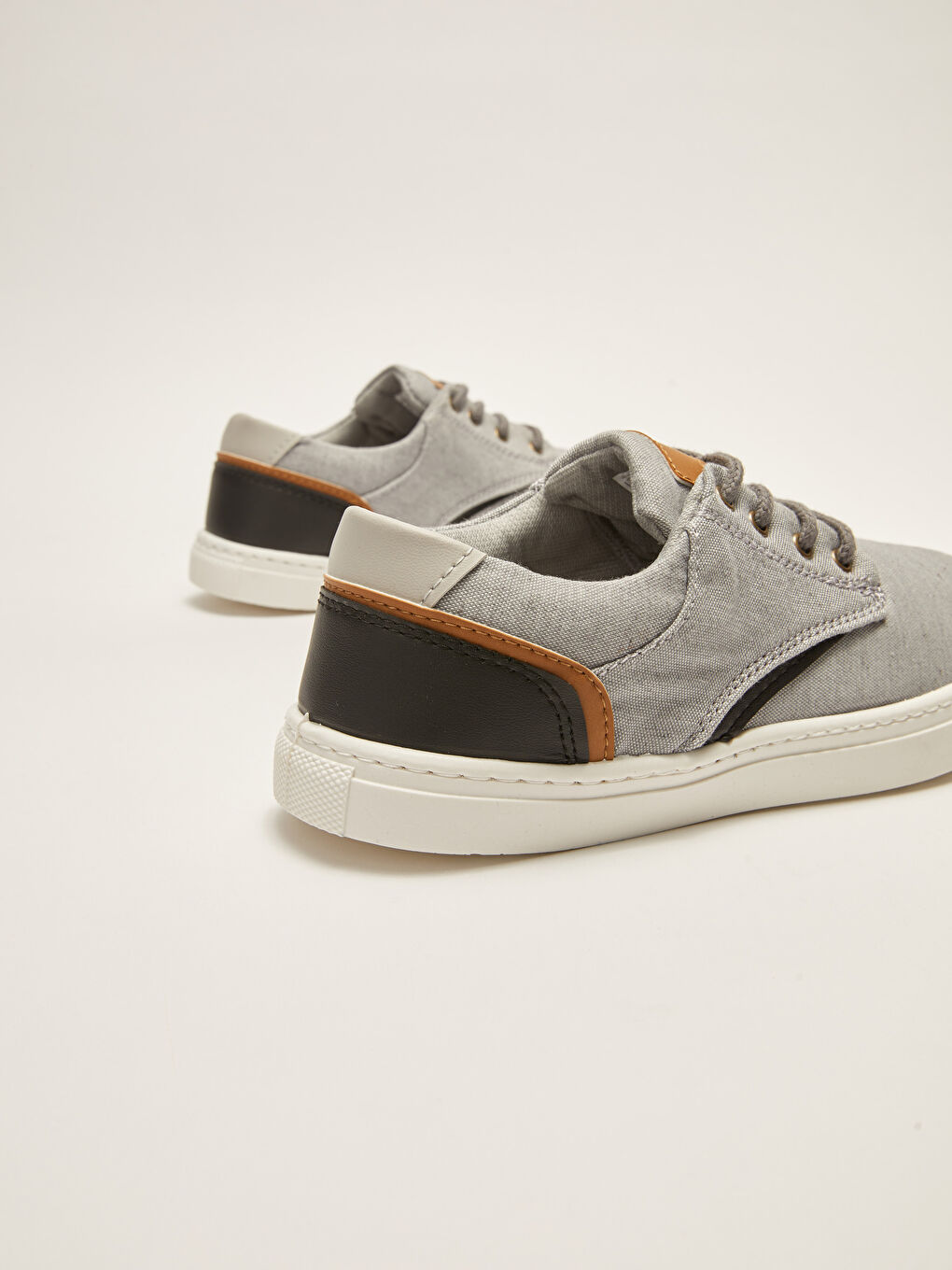 Кроссовки на шнуровке для мужчин-3