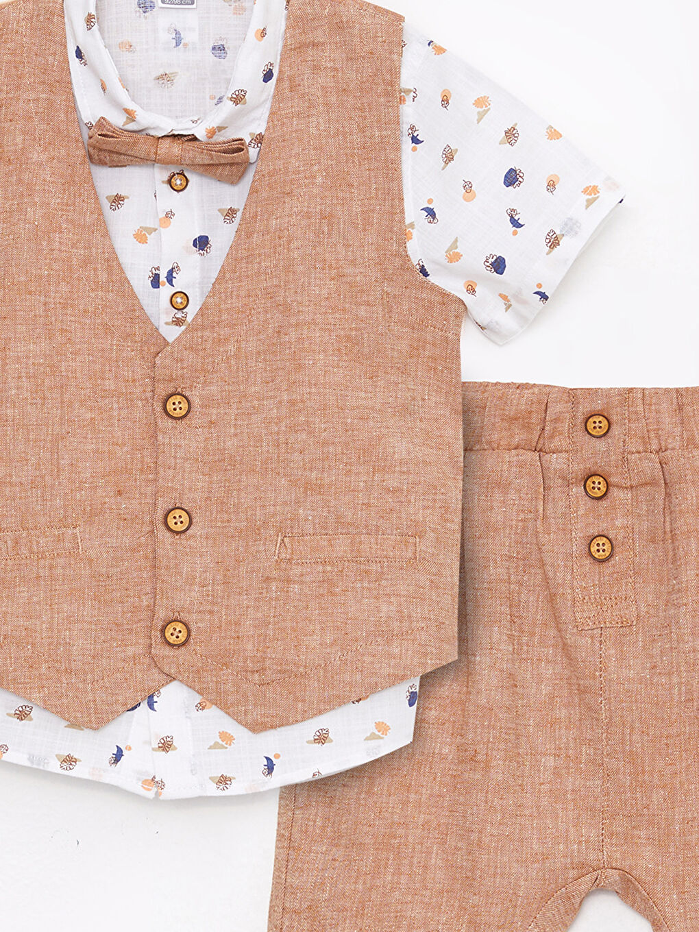 LCW baby Baby Boy Shirt Shorts Vest and Bow Tie Set of 4 -S2GA14Z1-LU7