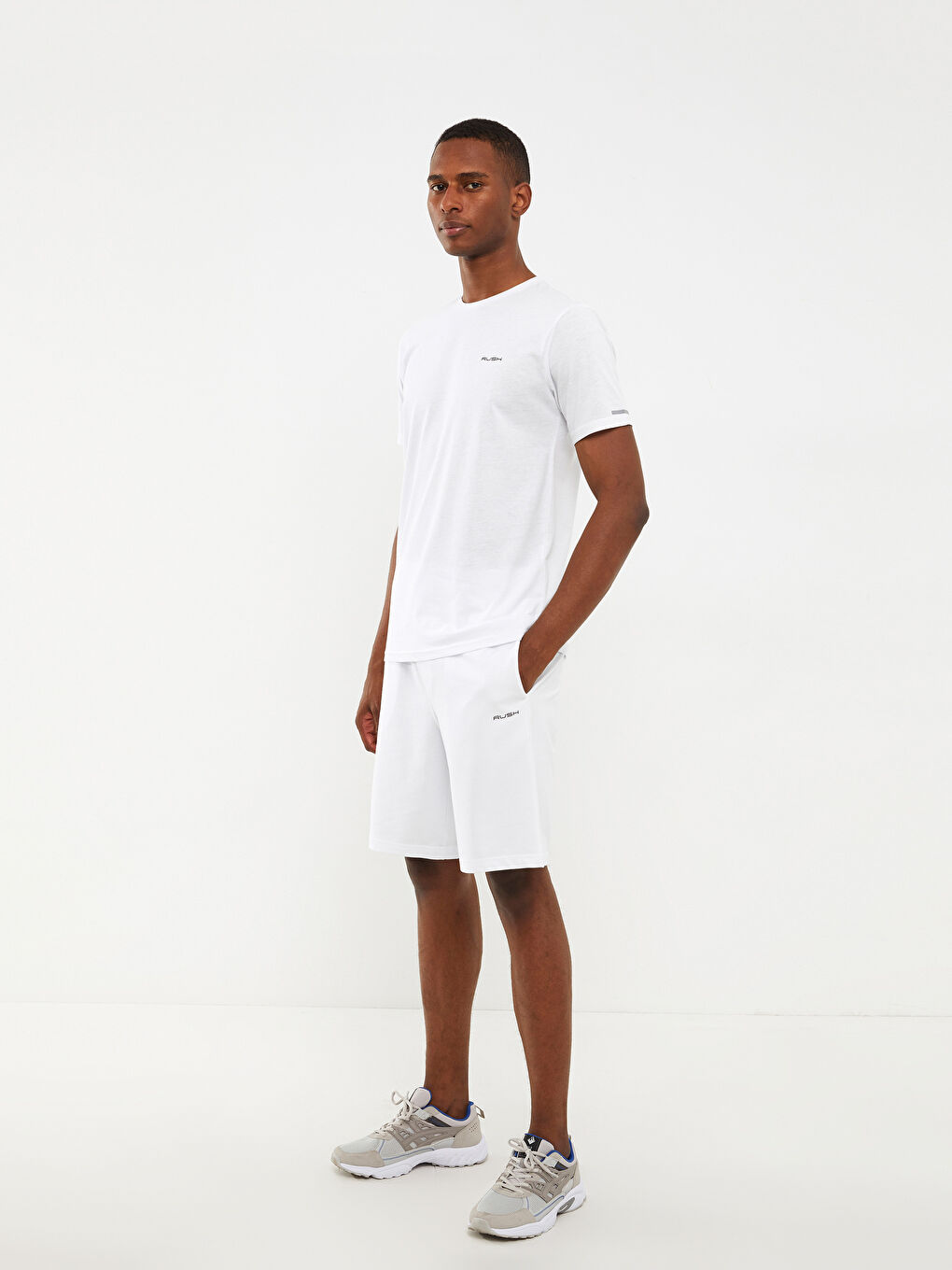 Beyaz Standart Kalıp Erkek Eşofman Takım-1