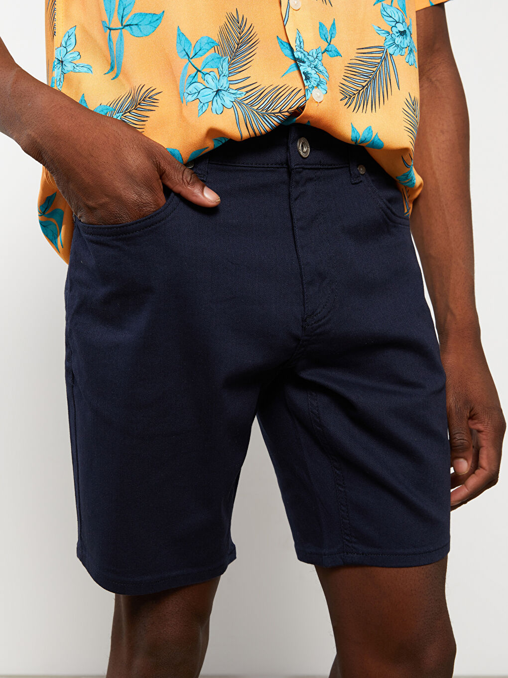 Lacivert Slim Fit Gabardin Erkek Şort-3