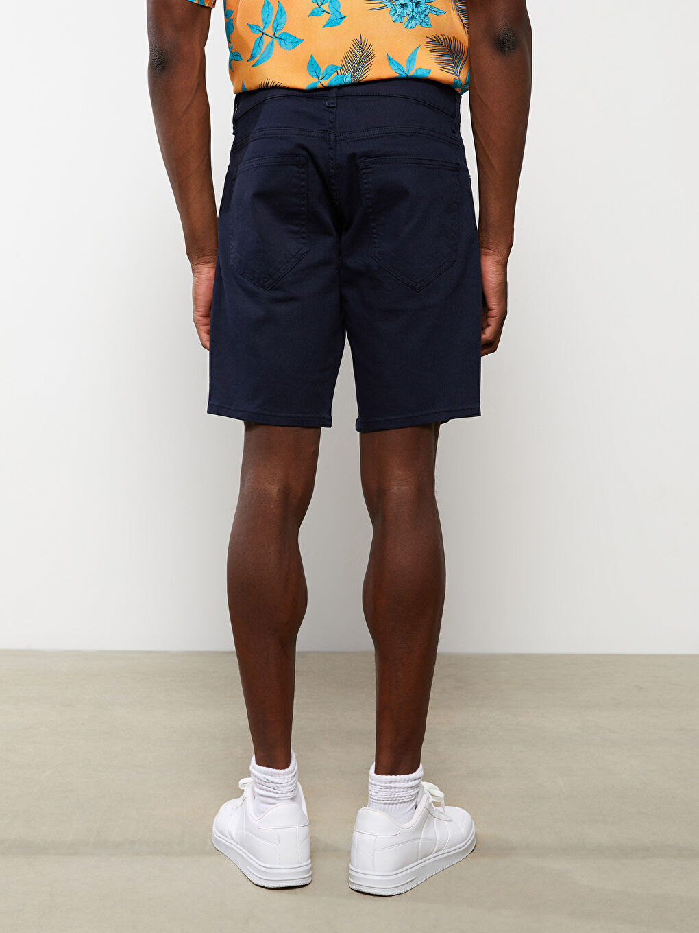 Lacivert Slim Fit Gabardin Erkek Şort-4