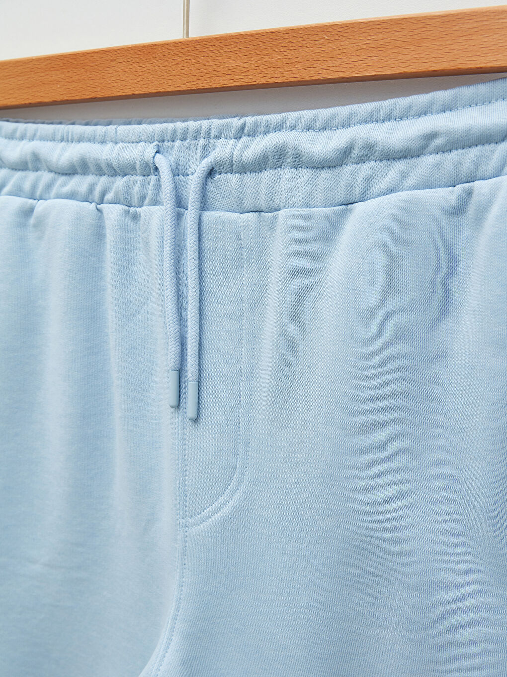 Standard Fit Men's Shorts -S2GC22Z8-QL8