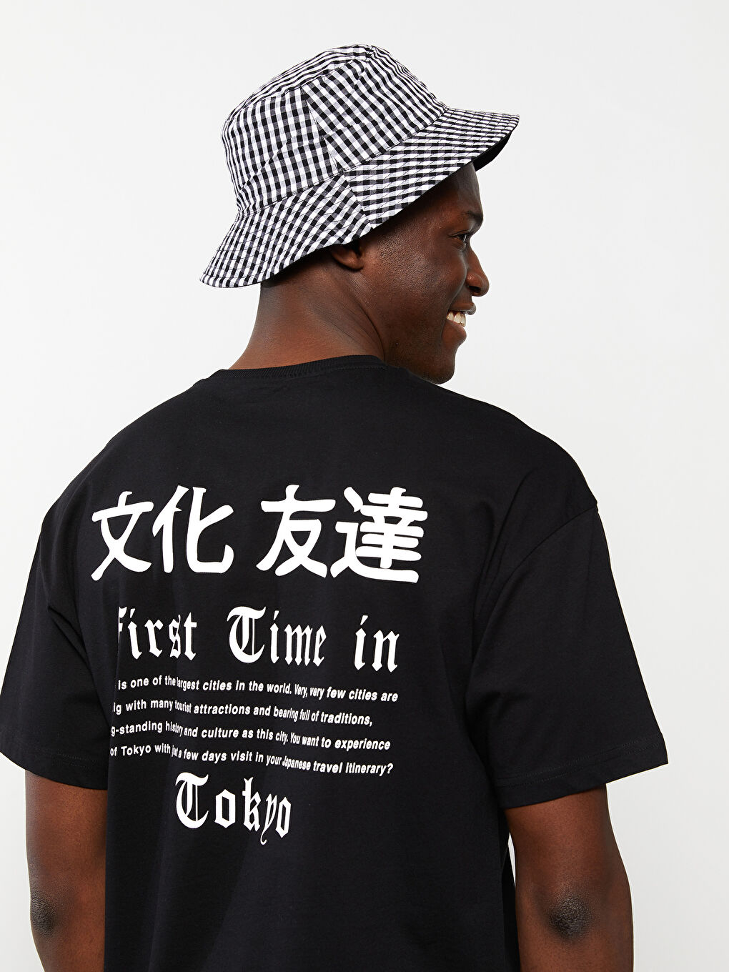 Siyah Oversize Bisiklet Yaka Kısa Kollu Baskılı Penye Erkek Tişört