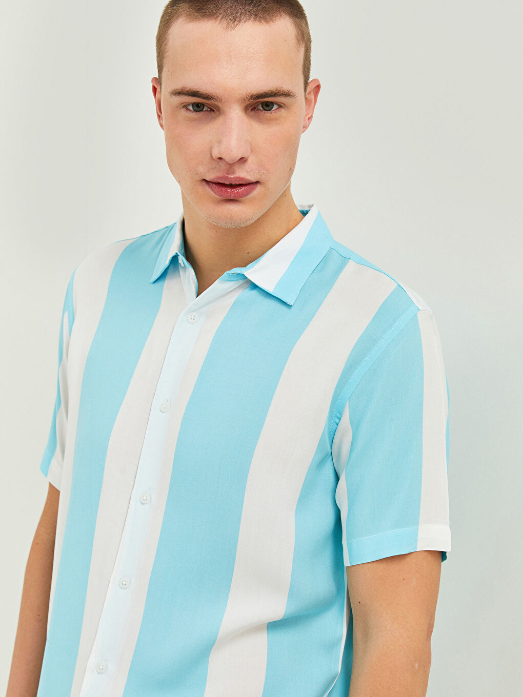 Regular Fit Short Sleeve Striped Men's Shirt