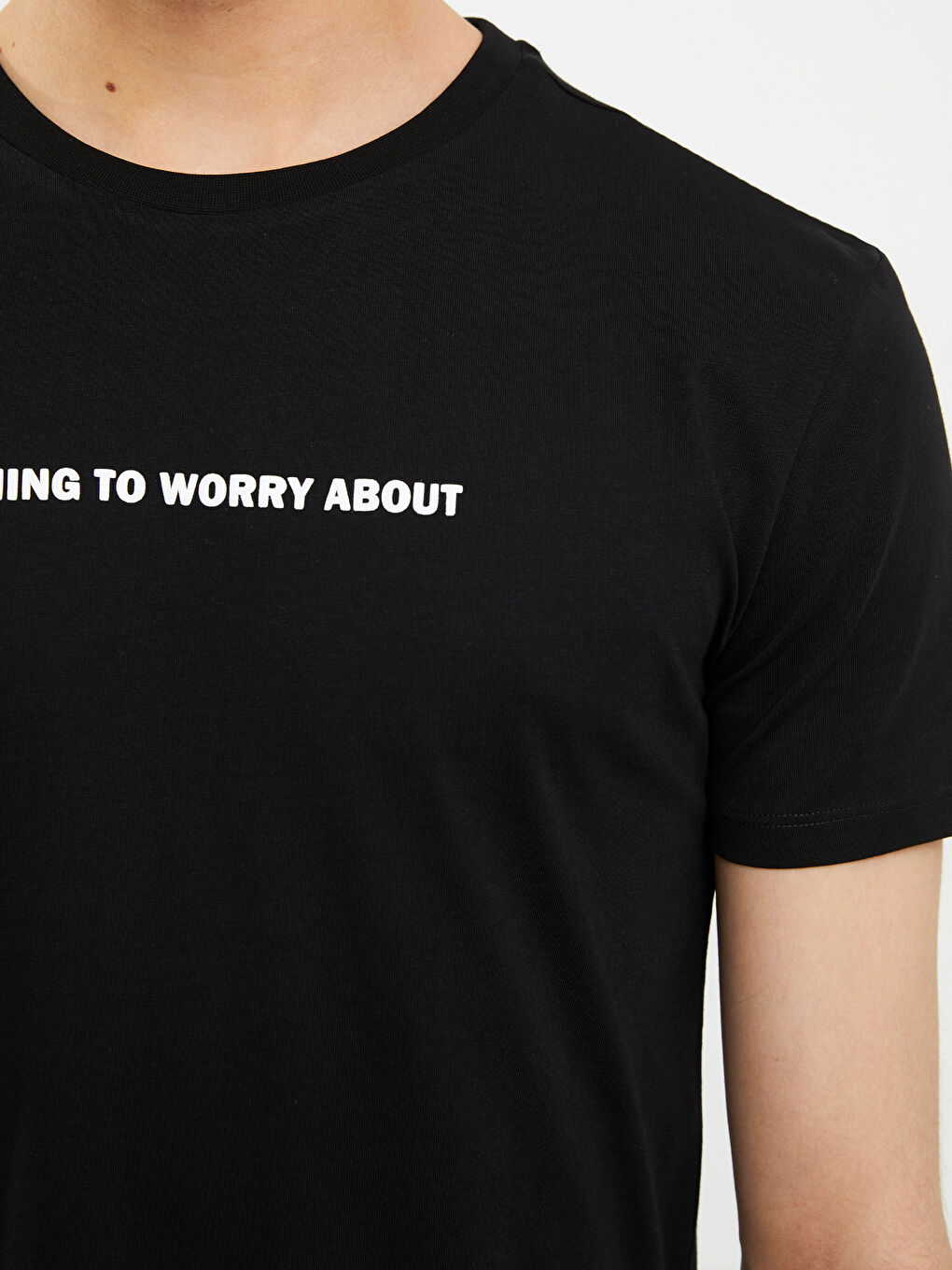 Siyah Bisiklet Yaka Kısa Kollu Baskılı Penye Erkek Tişört-3