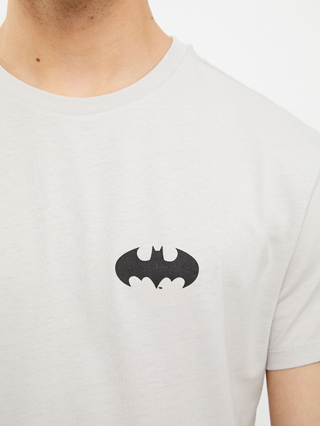 Gri Bisiklet Yaka Kısa Kollu Batman Baskılı Penye Erkek Tişört-3