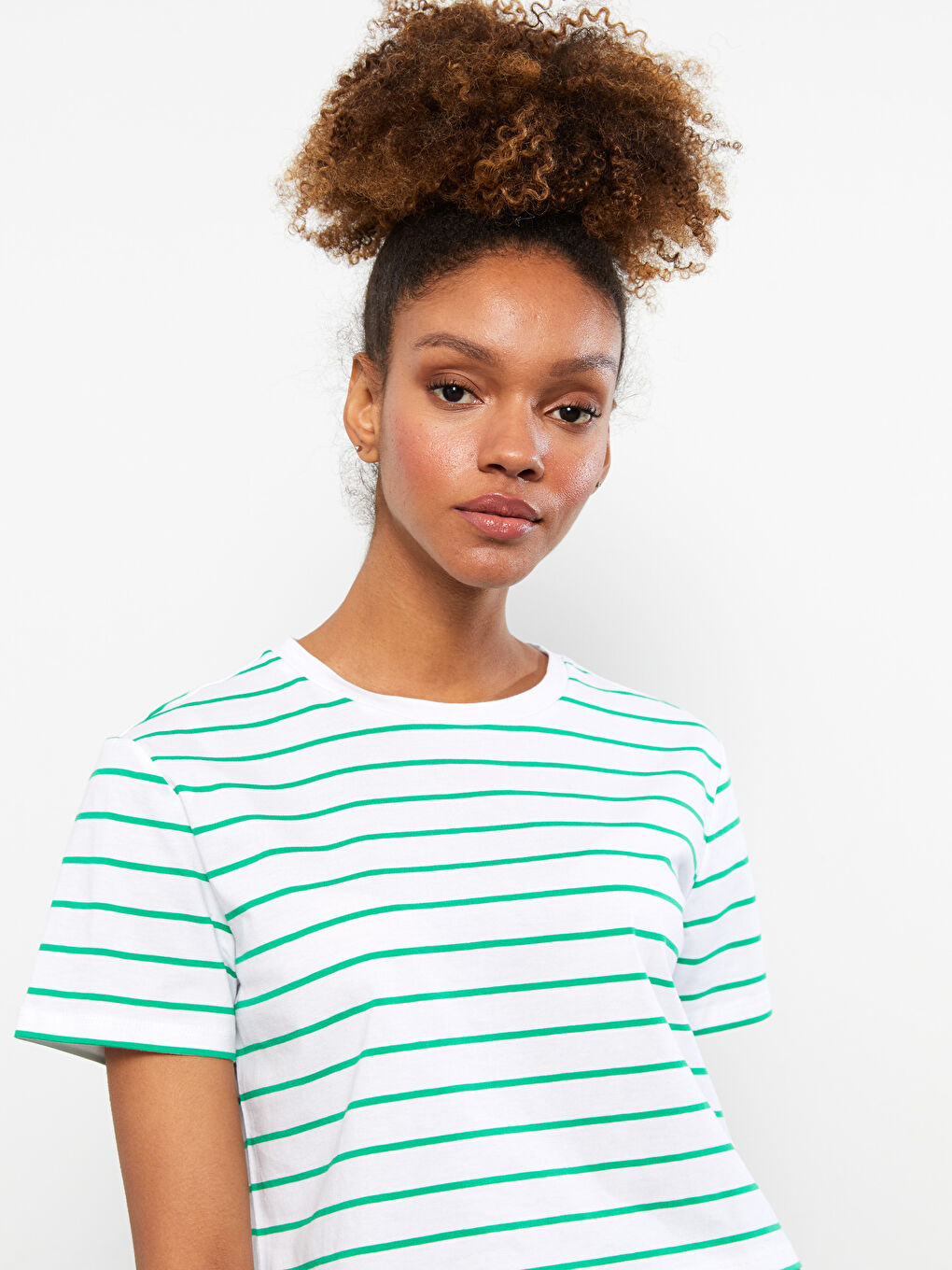 Кроп-топ с коротким рукавом, полосатый, с круглым вырезом для женщин-2