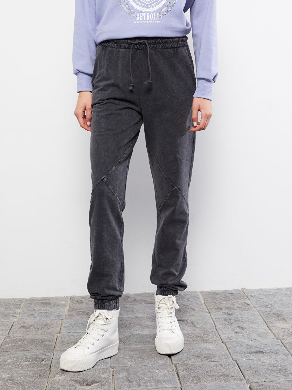 Elastic Waist Regular Pocket Detailed Women's Sweatpants-3