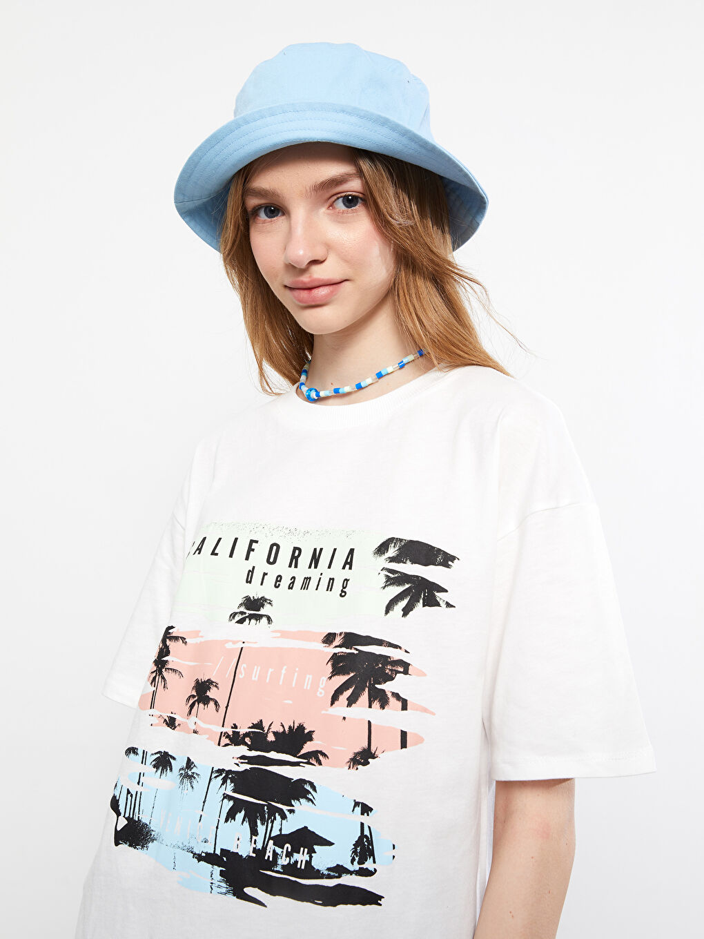 Ekru Bisiklet Yaka Baskılı Kısa Kollu Pamuklu Kadın Tişört