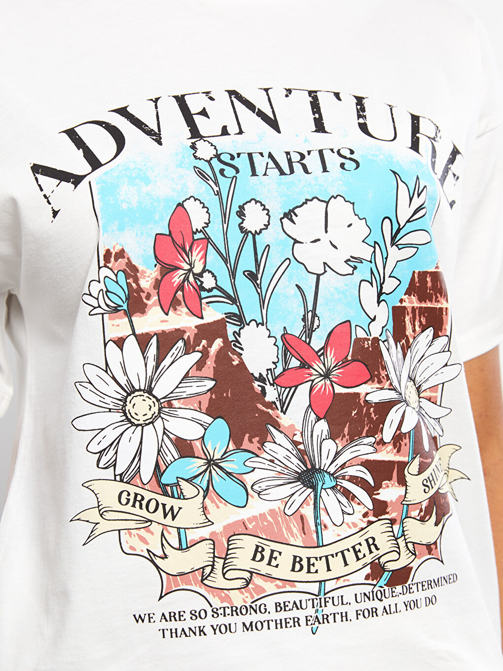 Ekru Bisiklet Yaka Baskılı Kısa Kollu Pamuklu Kadın Tişört-3