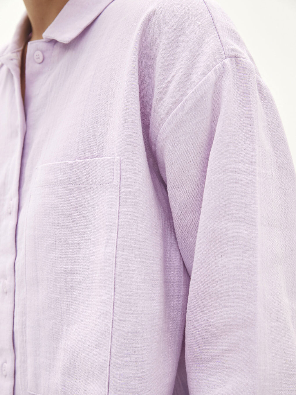 Lila Önden Düğme Kapamalı Düz Uzun Kollu Oversize Müslin Kumaş Kadın Gömlek-2