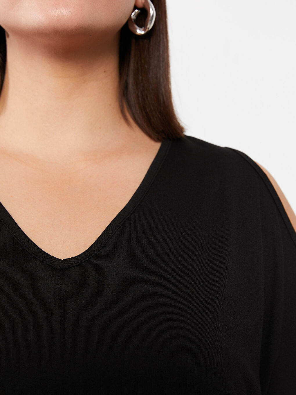 Plus Size V Neck Straight Short Sleeve Women T-Shirt-7