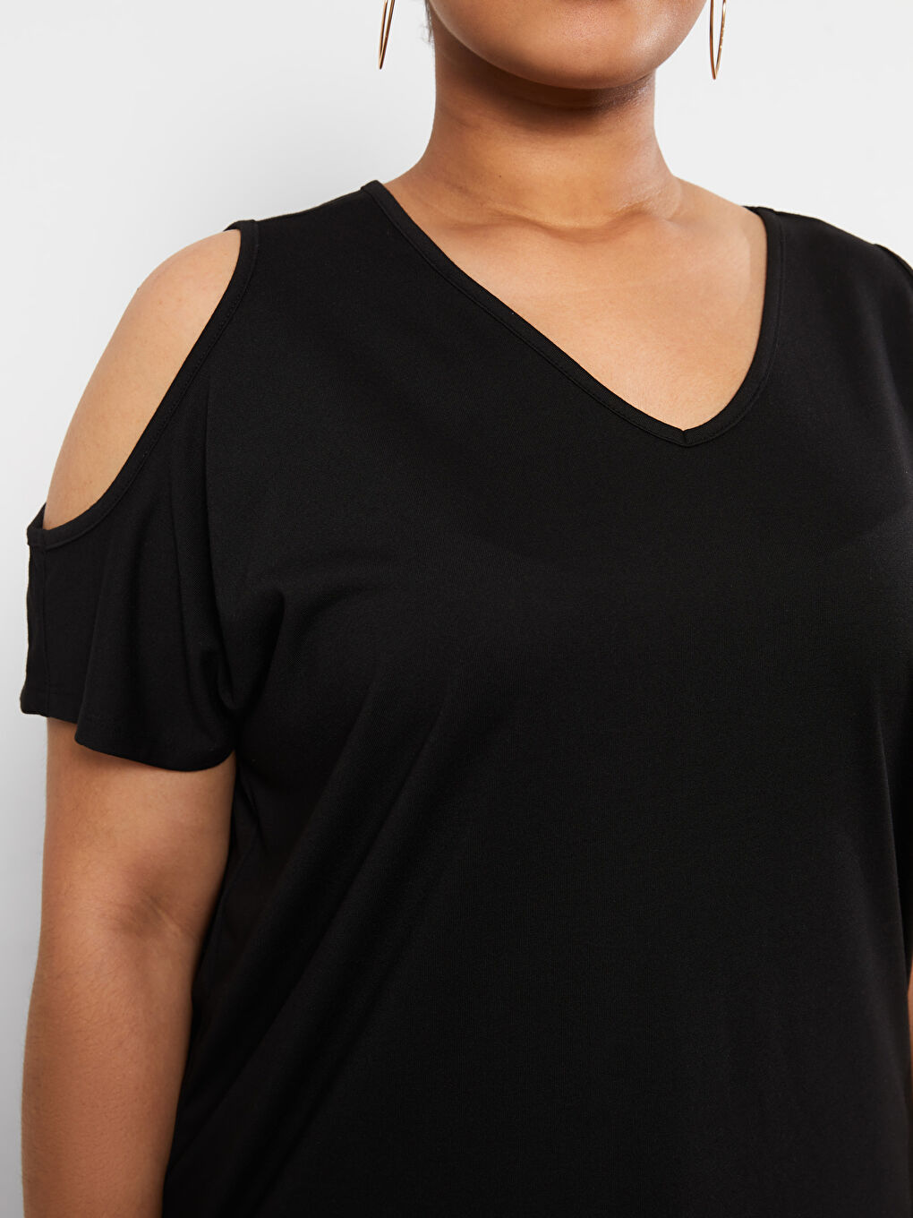 Plus Size V Neck Straight Short Sleeve Women T-Shirt-6