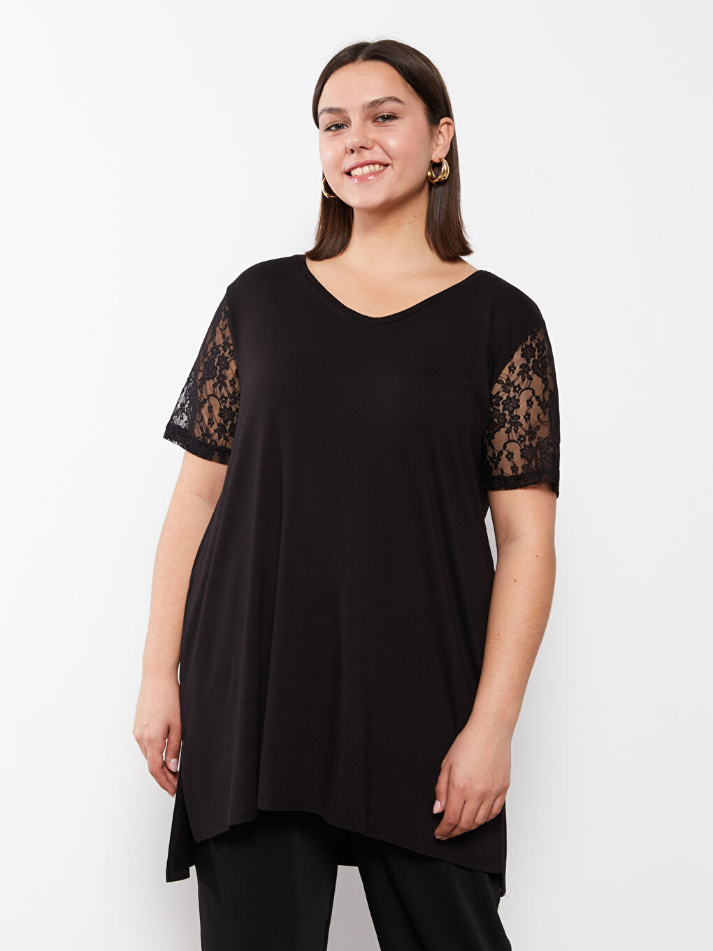 Siyah Büyük Beden V Yaka Düz Kısa Kollu Kadın Tişört-4