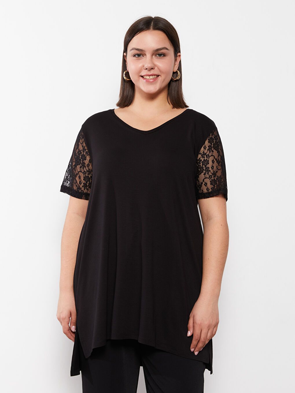 Siyah Büyük Beden V Yaka Düz Kısa Kollu Kadın Tişört-7