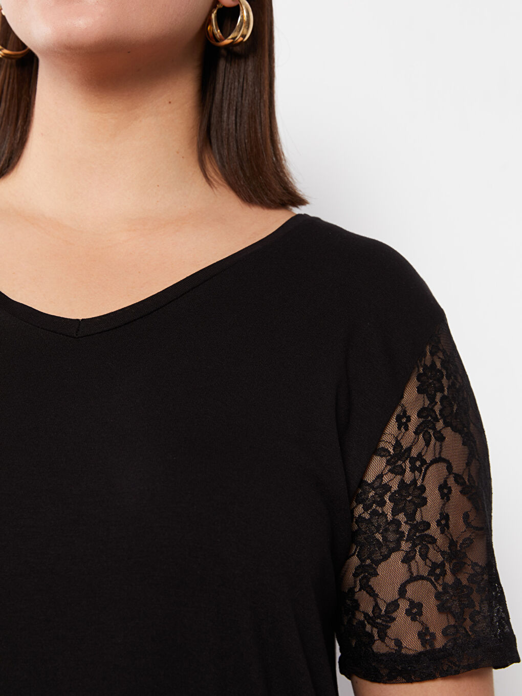 Siyah Büyük Beden V Yaka Düz Kısa Kollu Kadın Tişört-10