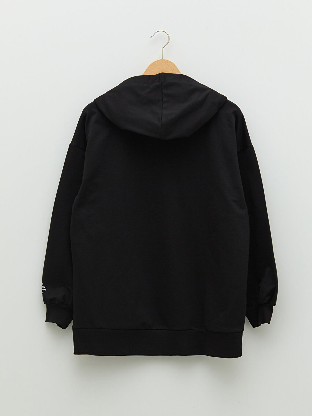 Siyah Kapüşonlu Yazı Baskılı Uzun Kollu Kadın Spor Hırka-6