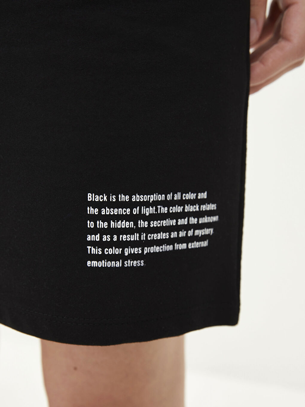 Women's Bermuda Shorts With Elastic Waist Printed Pocket Detail-3