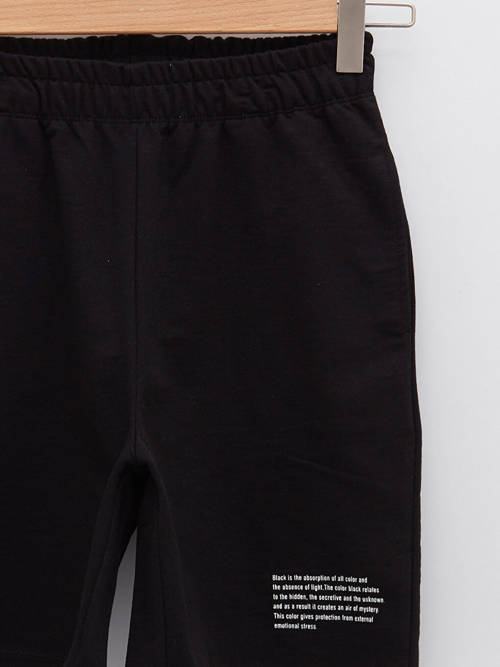 Women's Bermuda Shorts With Elastic Waist Printed Pocket Detail-7