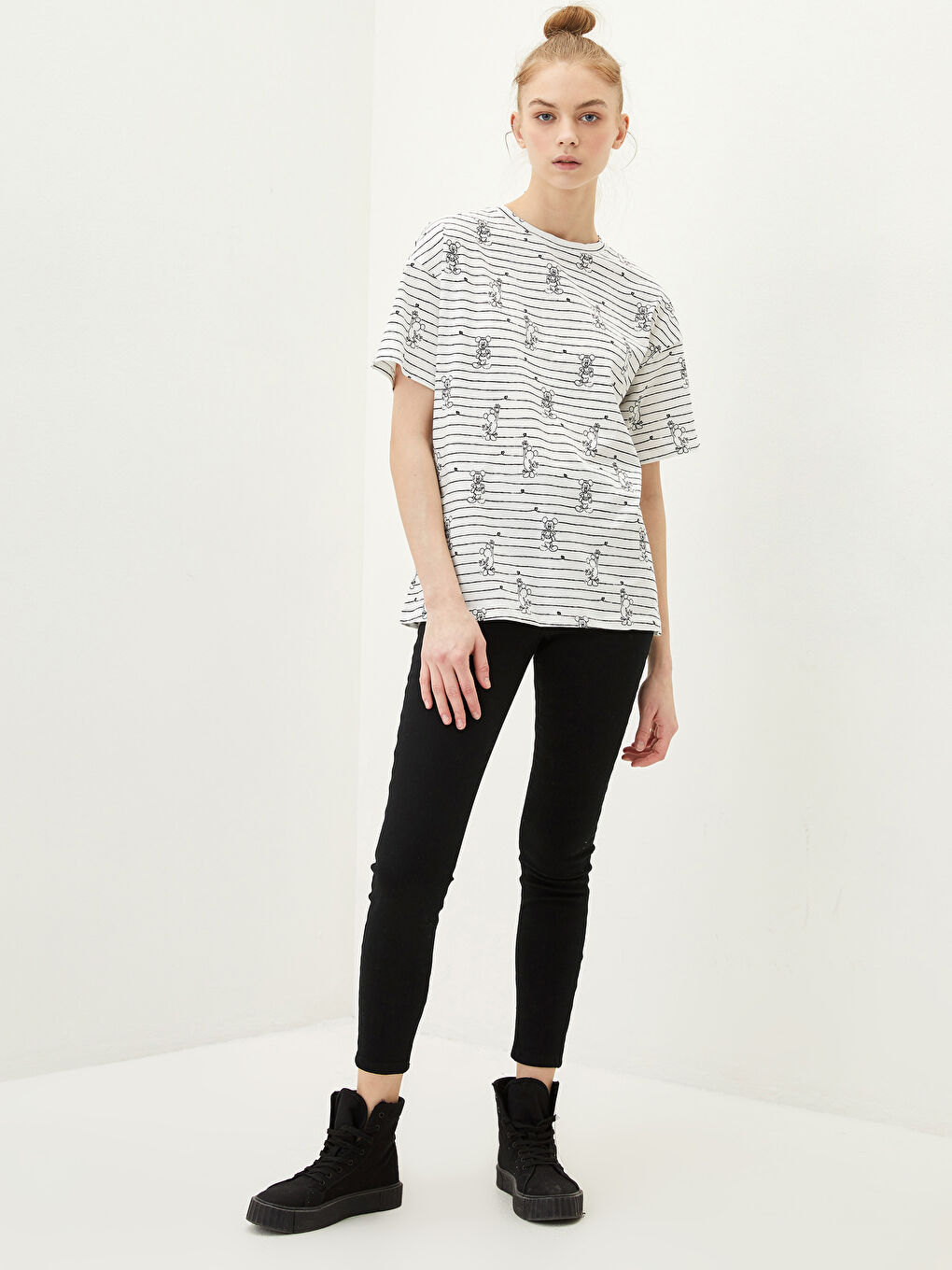 Crew Neck Mickey Mouse Printed Short Sleeve Women's T-Shirt-3