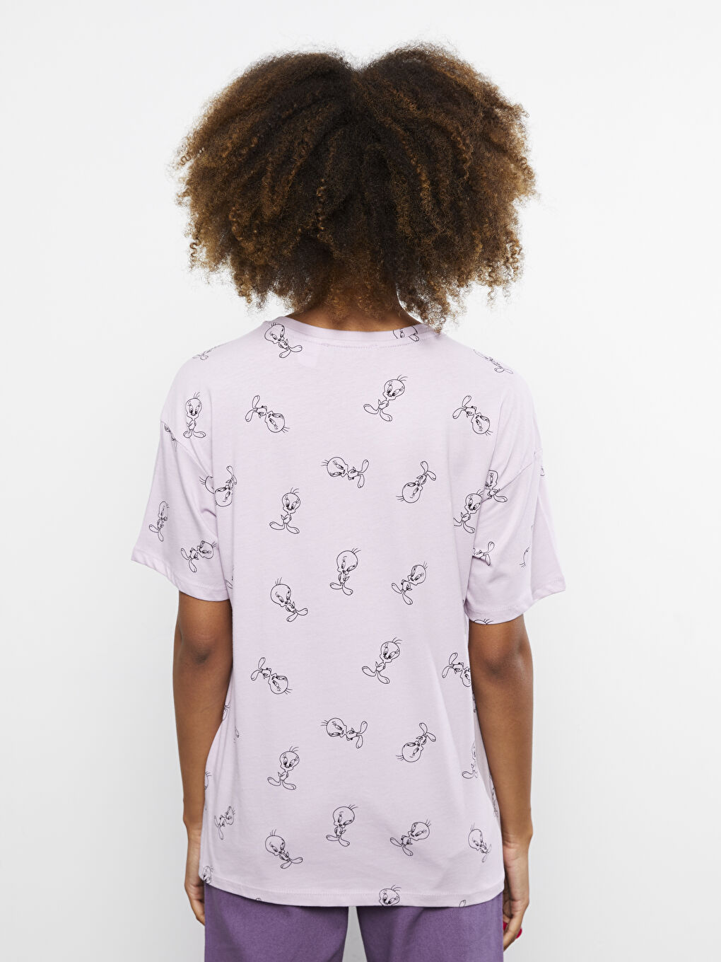 Lila Bisiklet Yaka Tweety Baskılı Kısa Kollu Pamuklu Kadın Tişört-5