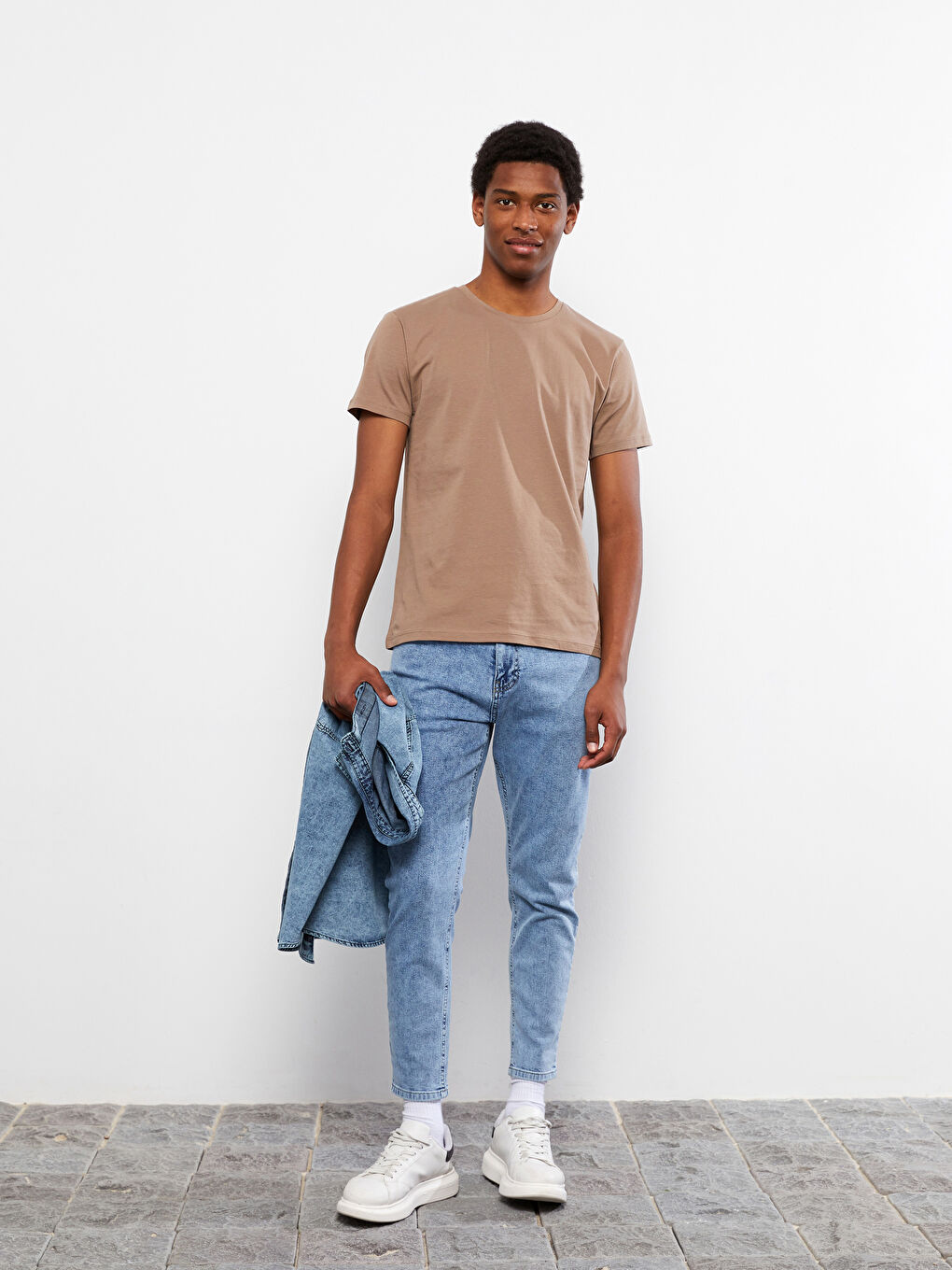 Kahverengi Bisiklet Yaka Kısa Kollu Basic Penye Erkek Tişört-2