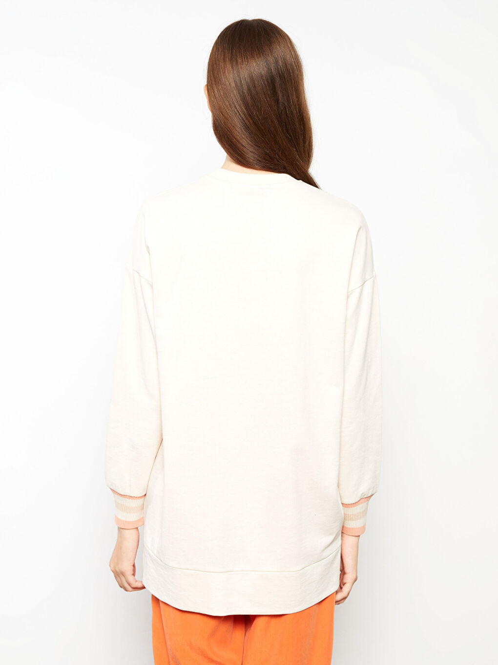 Ekru Bisiklet Yaka Yazı Baskılı Uzun Kollu Oversize Kadın Sweatshirt Tunik-4