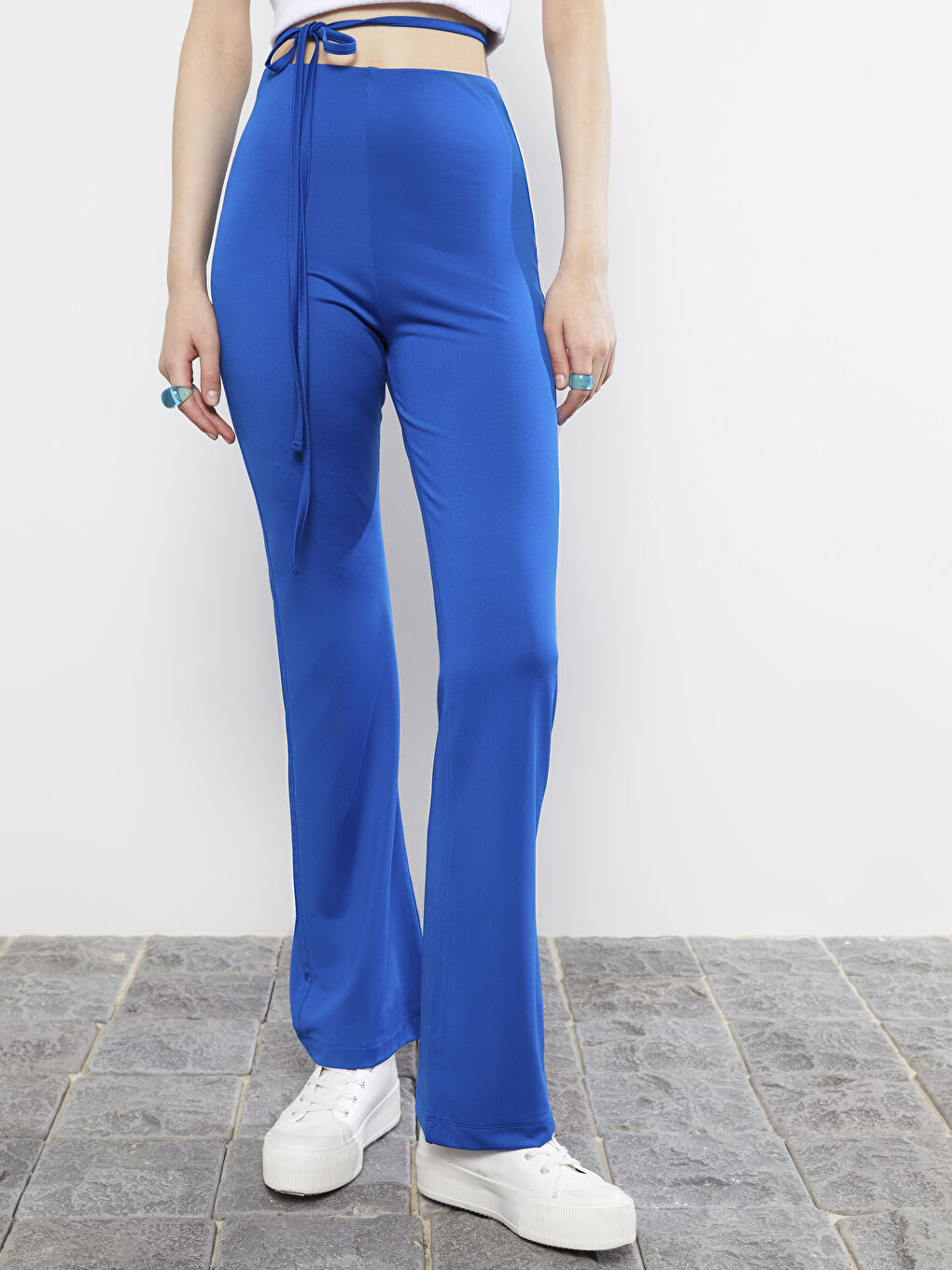 Women's Relaxed Fit Plain Trousers-2