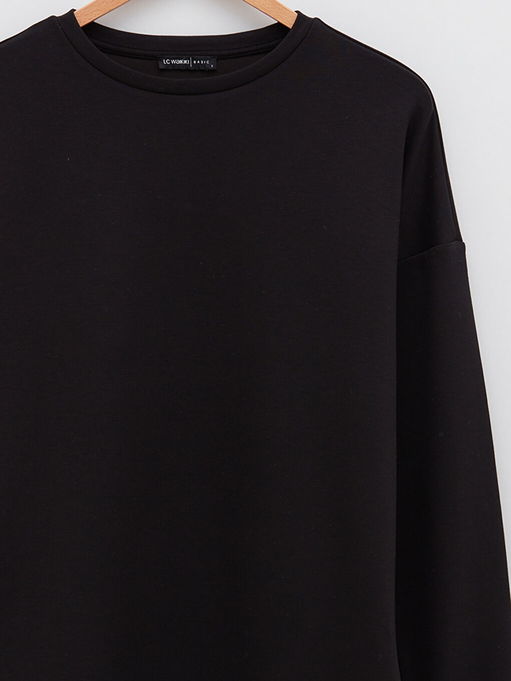 Siyah Bisiklet Yaka Düz Uzun Kollu Kadın Sweatshirt-7