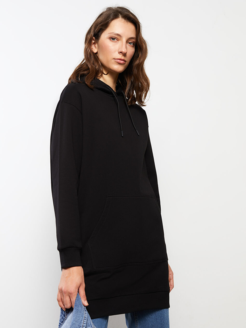 Siyah Kapüşonlu Düz Uzun Kollu Kadın Sweatshirt Tunik