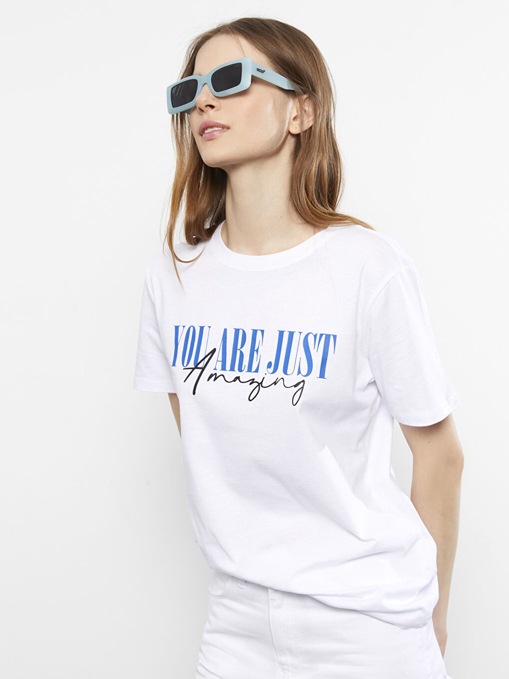 Beyaz Bisiklet Yaka Baskılı Kısa Kollu Pamuklu Kadın Tişört-2