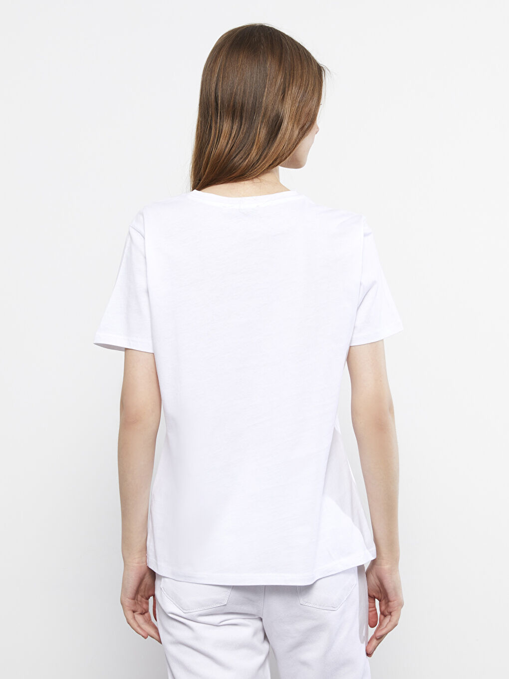 Beyaz Bisiklet Yaka Baskılı Kısa Kollu Pamuklu Kadın Tişört-4