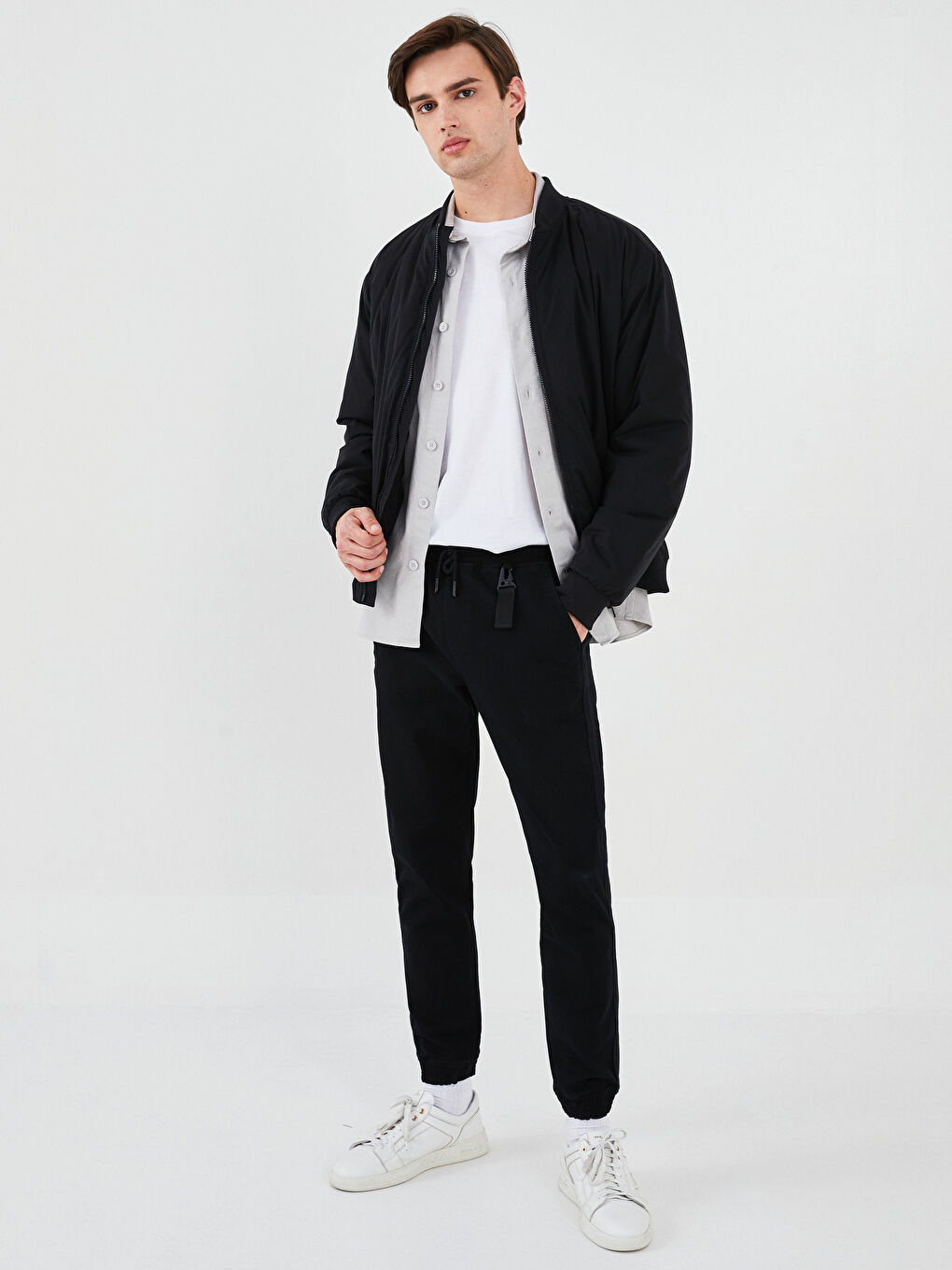 Siyah Slim Fit Erkek Jogger Pantolon