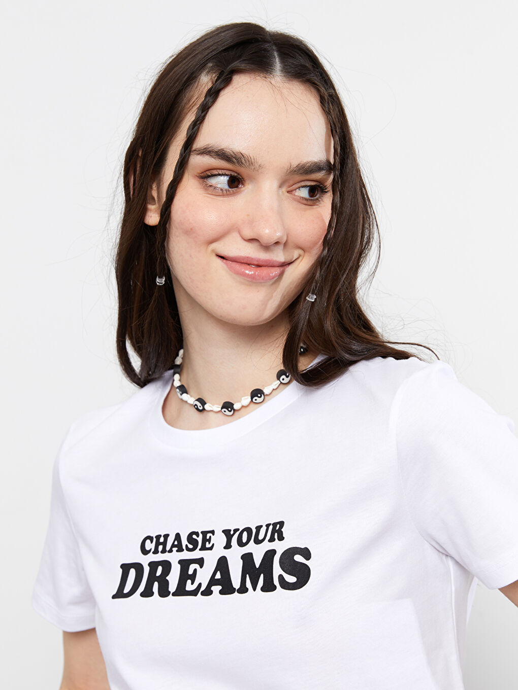 Beyaz Bisiklet Yaka Yazı Baskılı Kısa Kollu Pamuklu Kadın Tişört-3