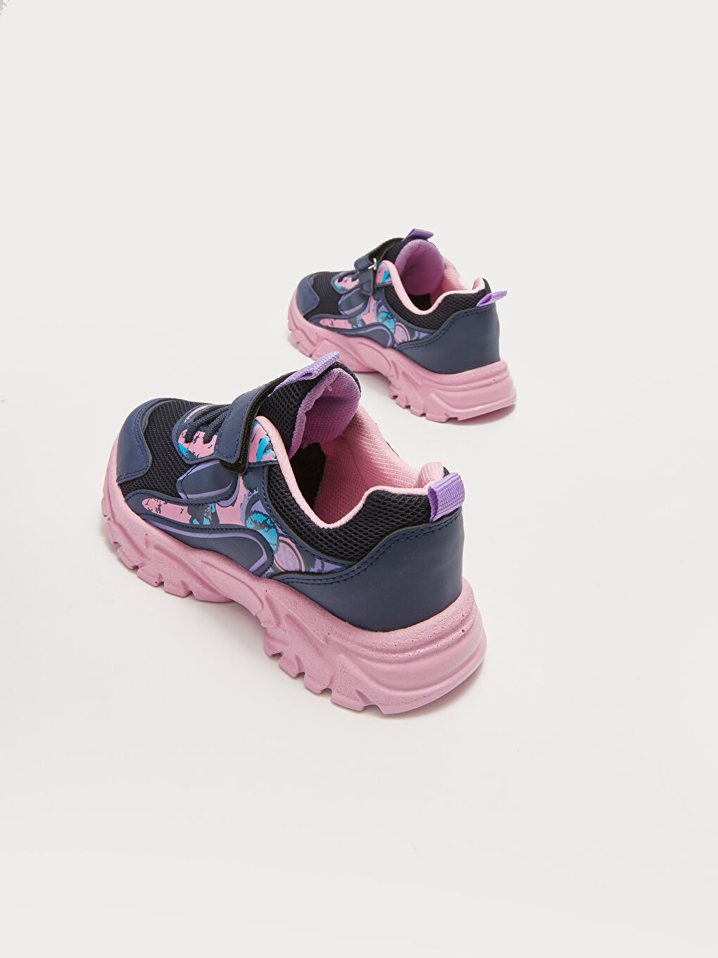 LC Waikiki Lace-Up And Hook and Loop Thick Sole Girls' Sports Shoes -S2GK23Z4-CRP