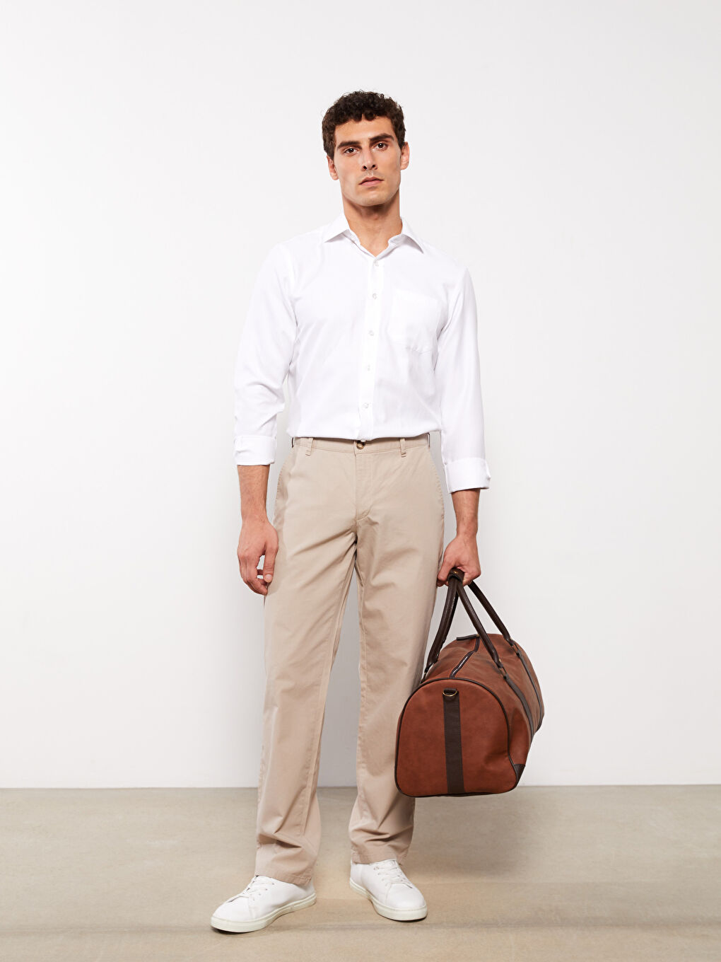 LCWAIKIKI Classic Wide Fit Men's Chino Trousers -S2GK26Z8-KA5
